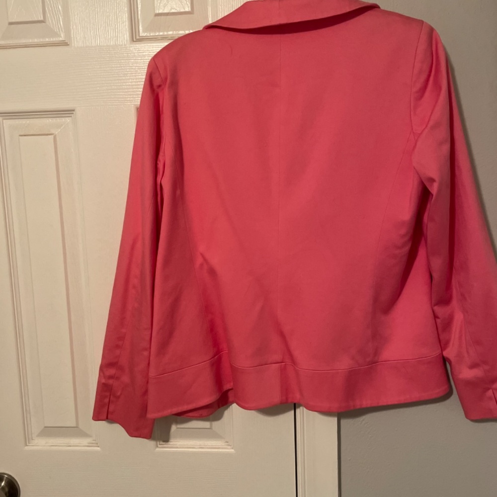 Blazer - Picture 2 of 2